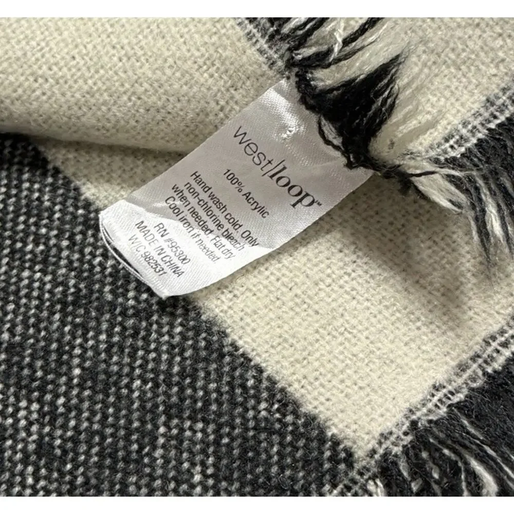 West Loop Black & Cream Throw Blanket Buffalo Check Plaid Pattern Accent Quilt
